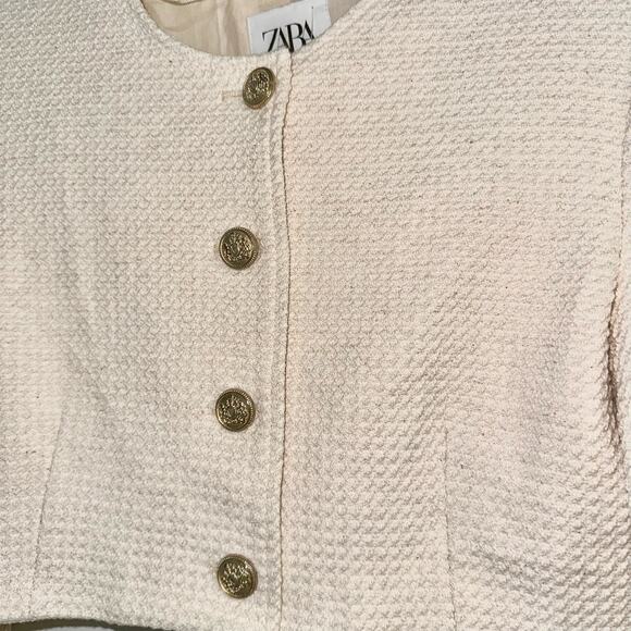 NWT Zara Cream Textured Cropped Jacket Gold Buttons Bloggers Fave Womens Size M - Picture 6 of 11